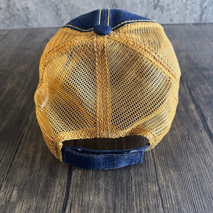 Back view of mountain hat